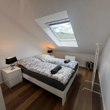Gemuetliche 3-Zimmer-Wohnung Mit Panoramablick Und Kostenlosem Ueberdachten Parkplatz Winterberg Exterior foto