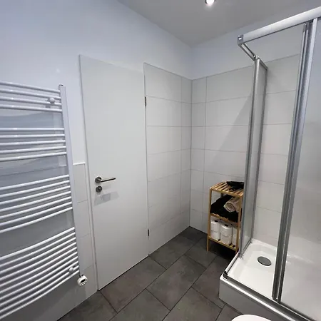 Gemuetliche 3-Zimmer-Wohnung Mit Panoramablick Und Kostenlosem Ueberdachten Parkplatz Winterberg Exterior foto