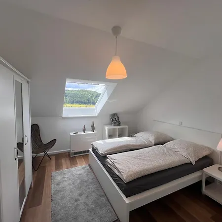 Gemuetliche 3-Zimmer-Wohnung Mit Panoramablick Und Kostenlosem Ueberdachten Parkplatz Winterberg Exterior foto